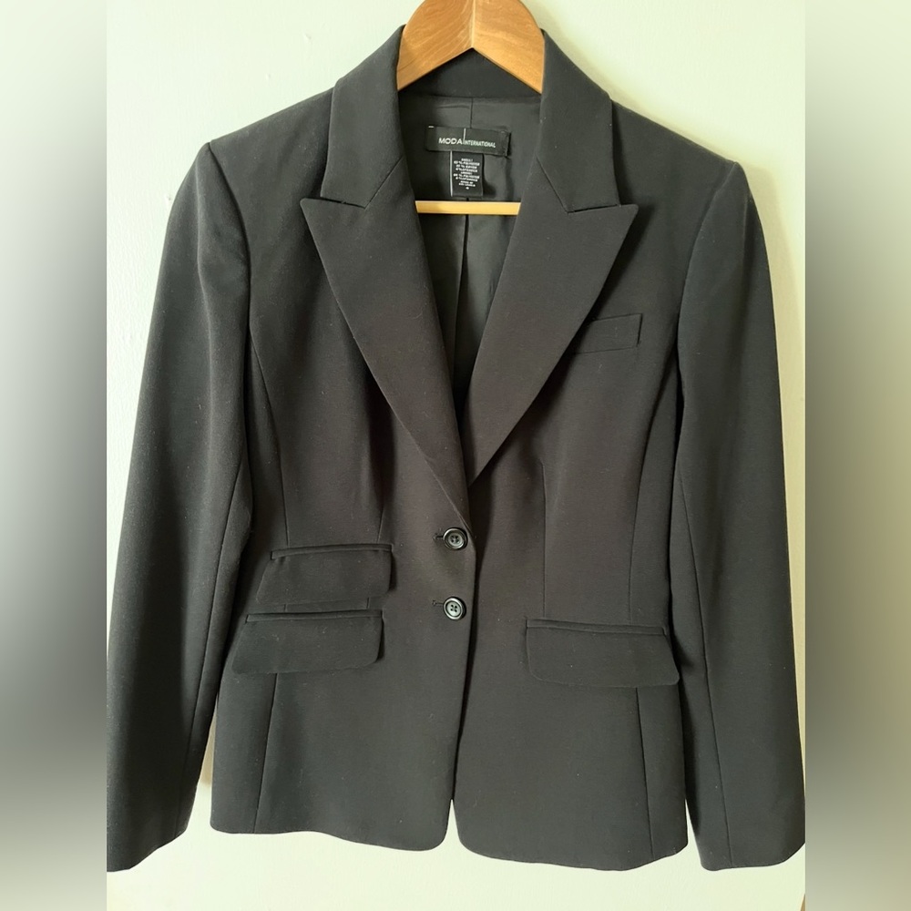 Victoria’s Secret Jacket Size 6